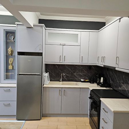 Central 3 Modern Apartment With Free Parking Серрес Екстер'єр фото