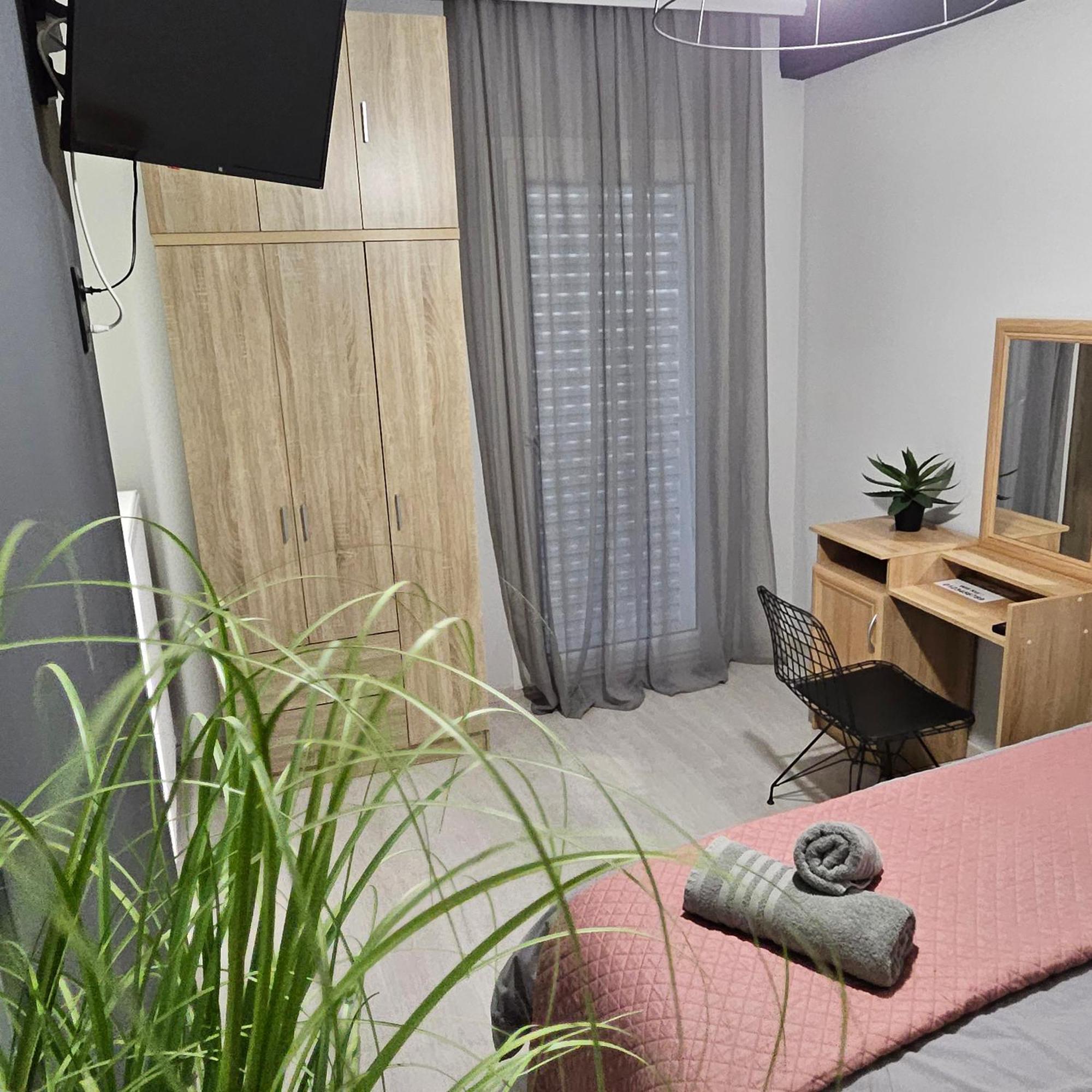Central 3 Modern Apartment With Free Parking Серрес Екстер'єр фото