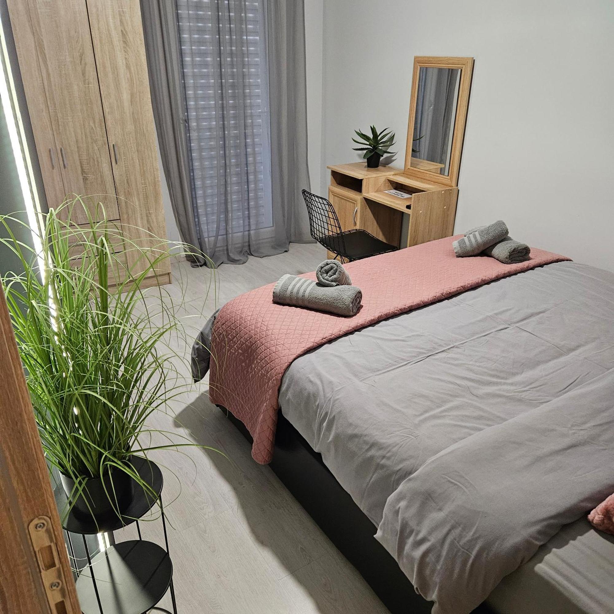 Central 3 Modern Apartment With Free Parking Серрес Екстер'єр фото